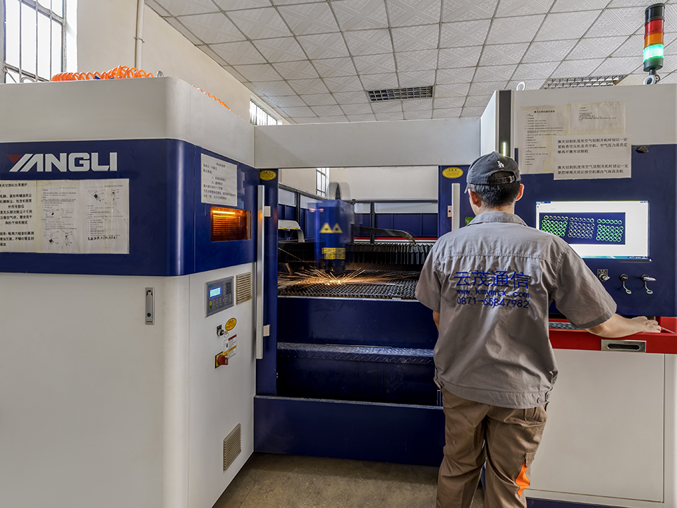 云南哪兒有做鈑金加工定制智能終端機殼體的廠家