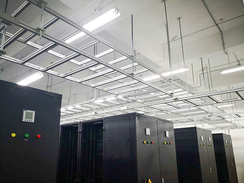 云茂鋁合金走線架機(jī)房