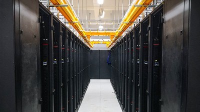 昆明云茂不是機柜生產(chǎn)商而是網(wǎng)絡(luò)配套設(shè)備整套定制服務(wù)商